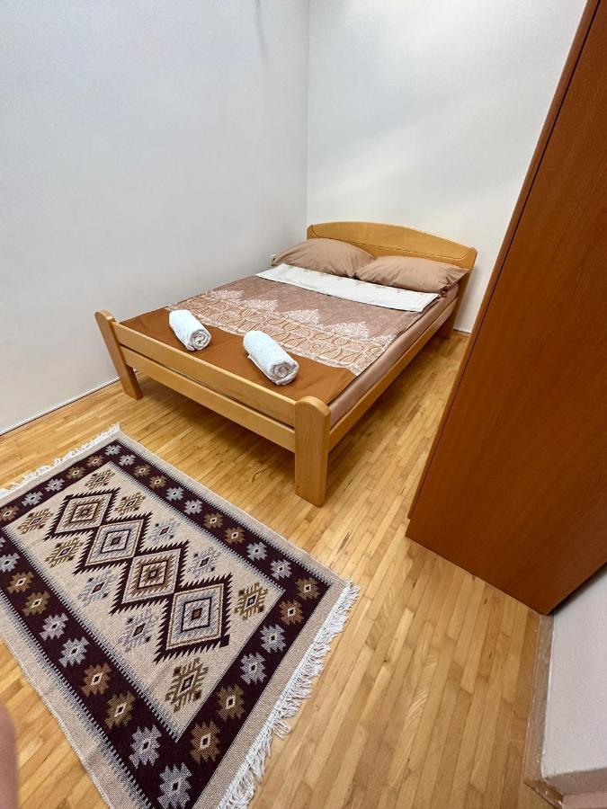 Apartment Nina Mostar Exteriör bild